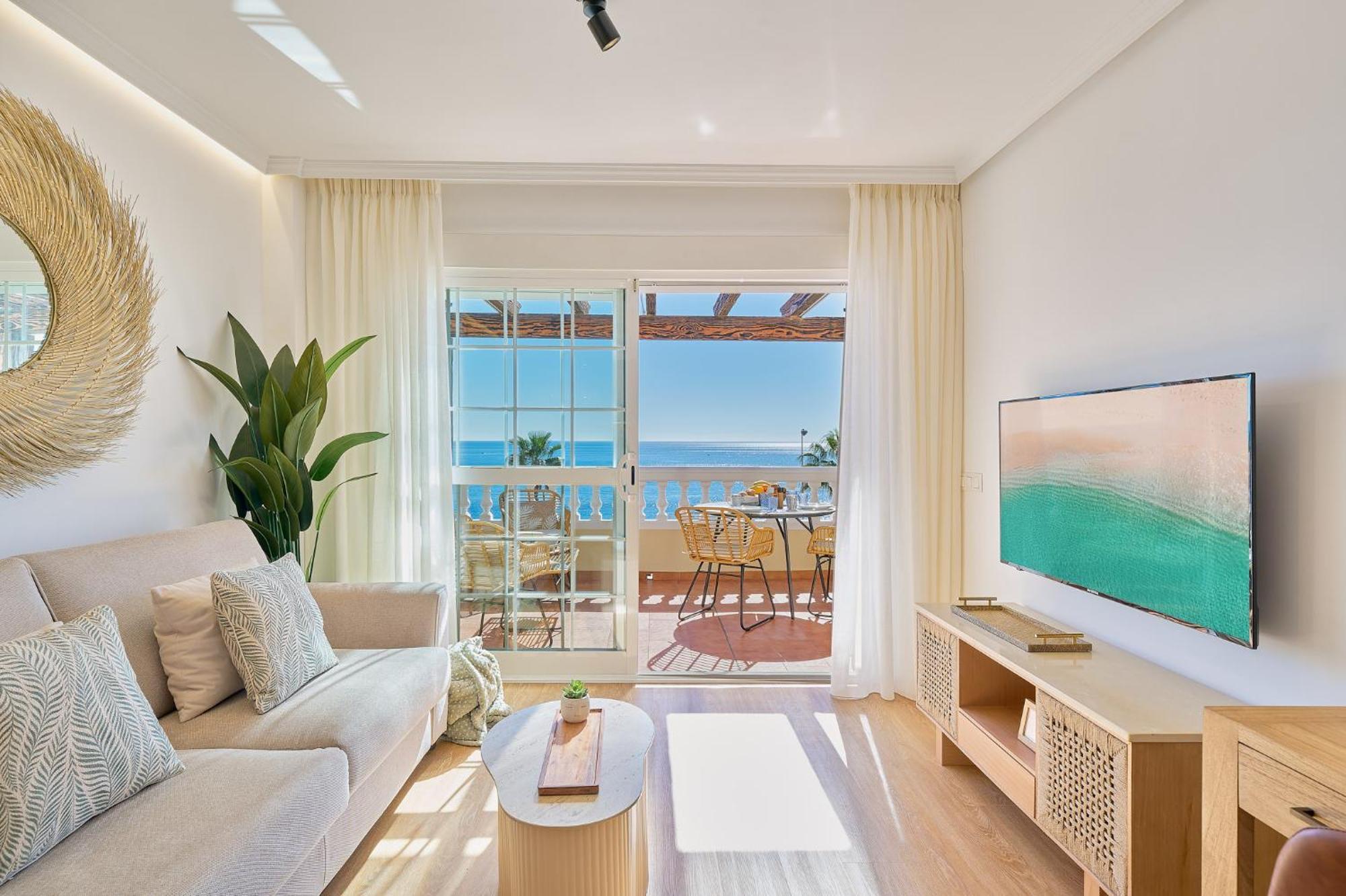 Sea La Vie By Lovely Rentals เบนัลมาเดนา ภายนอก รูปภาพ